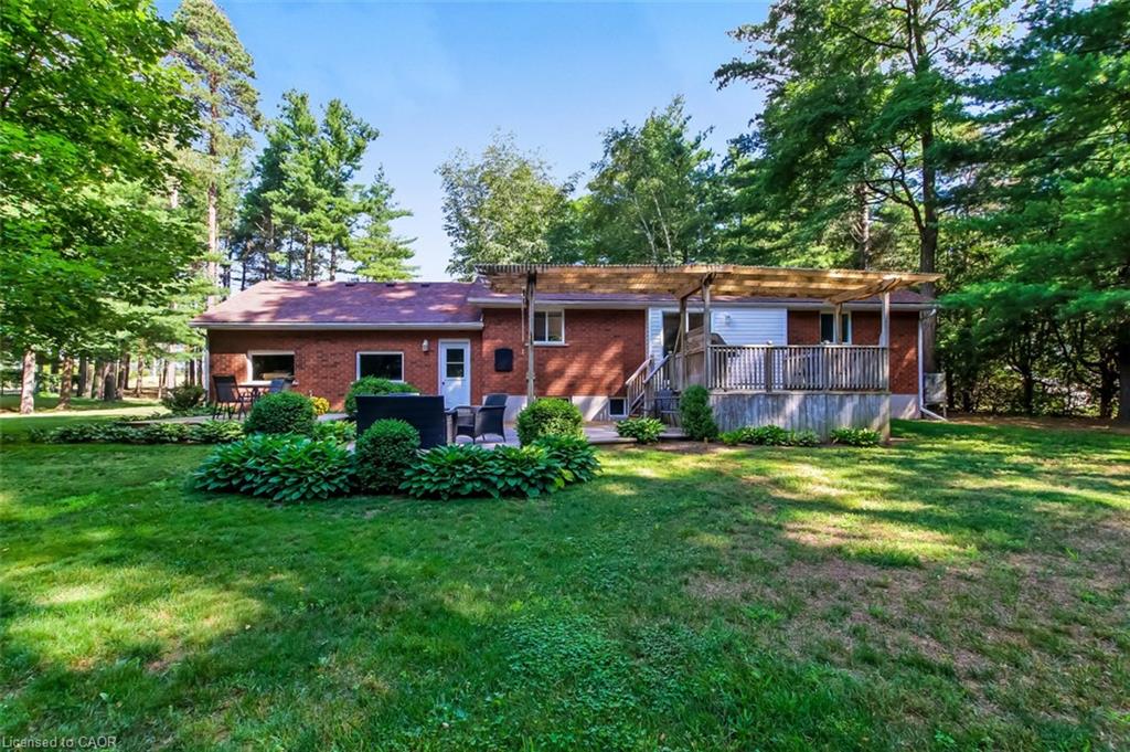 1040 Vittoria Road Property Photo 30