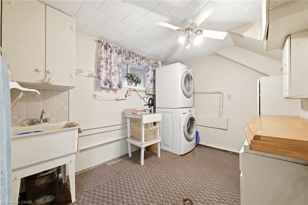 389 7th Street Property Photo 24