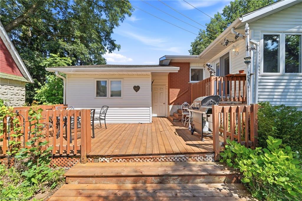 389 7th Street Property Photo 34