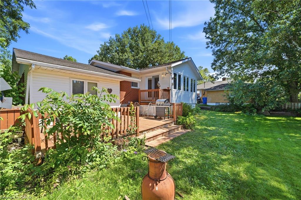 389 7th Street Property Photo 40