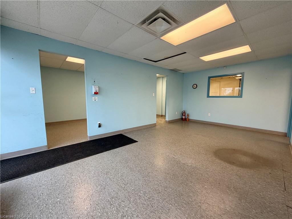 60 Roy Boulevard Unit 2 Property Photo 8