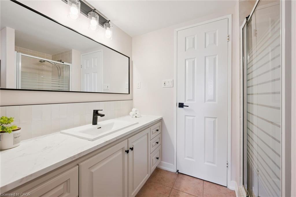 260 Sheldon Avenue N Property Photo 20