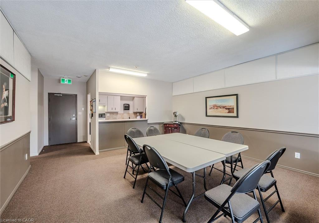 260 Sheldon Avenue N Property Photo 44