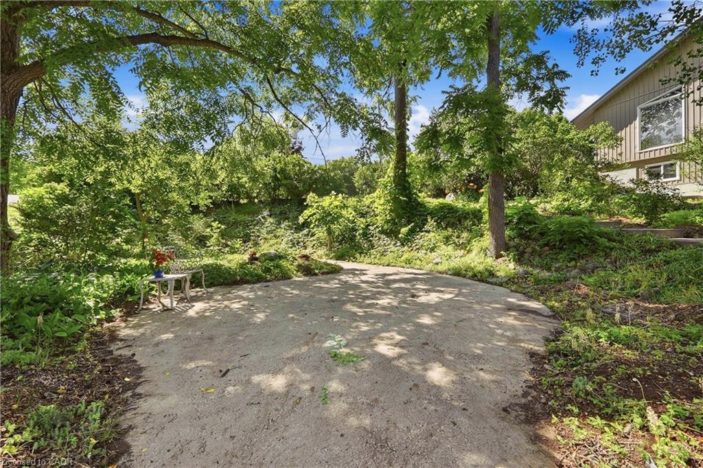 265 West River Road Property Photo 38