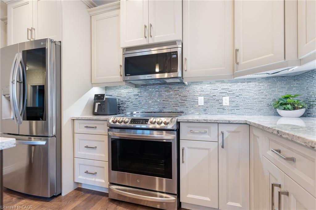 364 Dover Avenue Property Photo 12