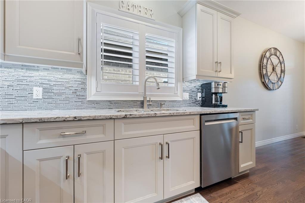 364 Dover Avenue Property Photo 13