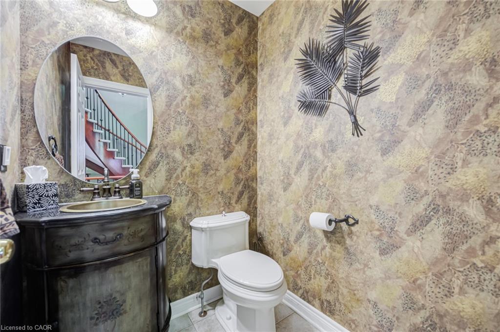 4278 Clubview Drive Property Photo 12