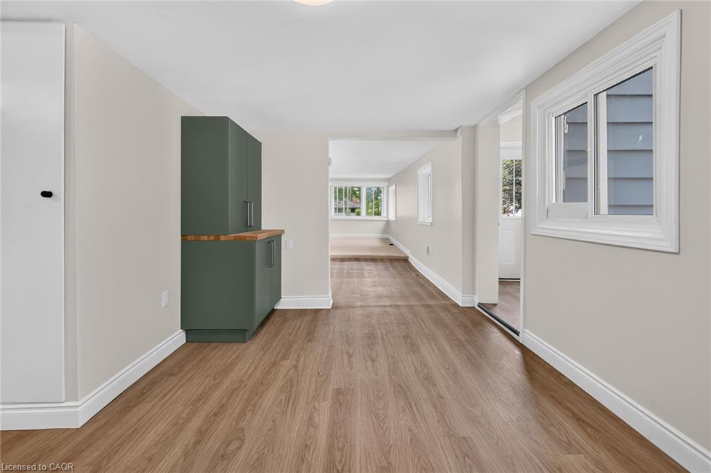 233 North Cayuga Street W Property Photo 7