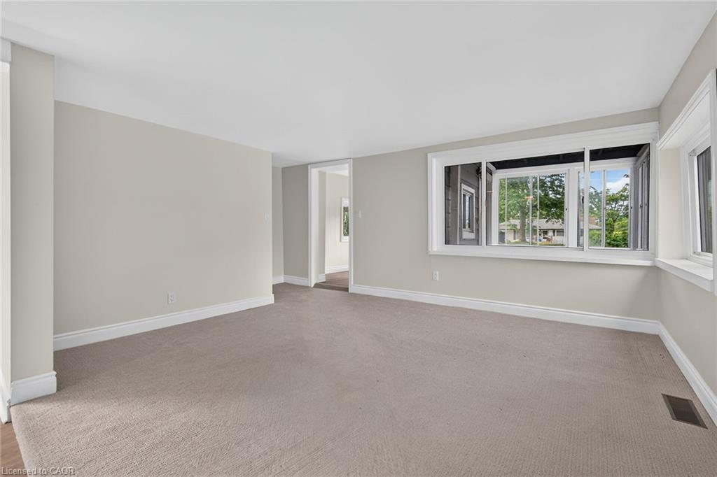 233 North Cayuga Street W Property Photo 11