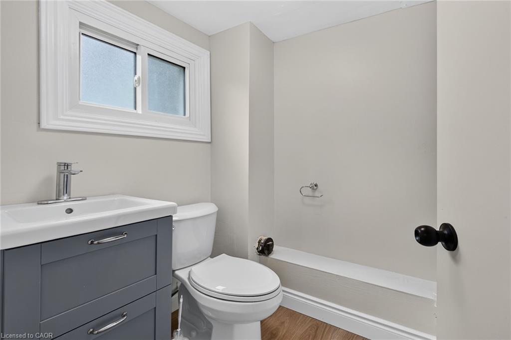 233 North Cayuga Street W Property Photo 22