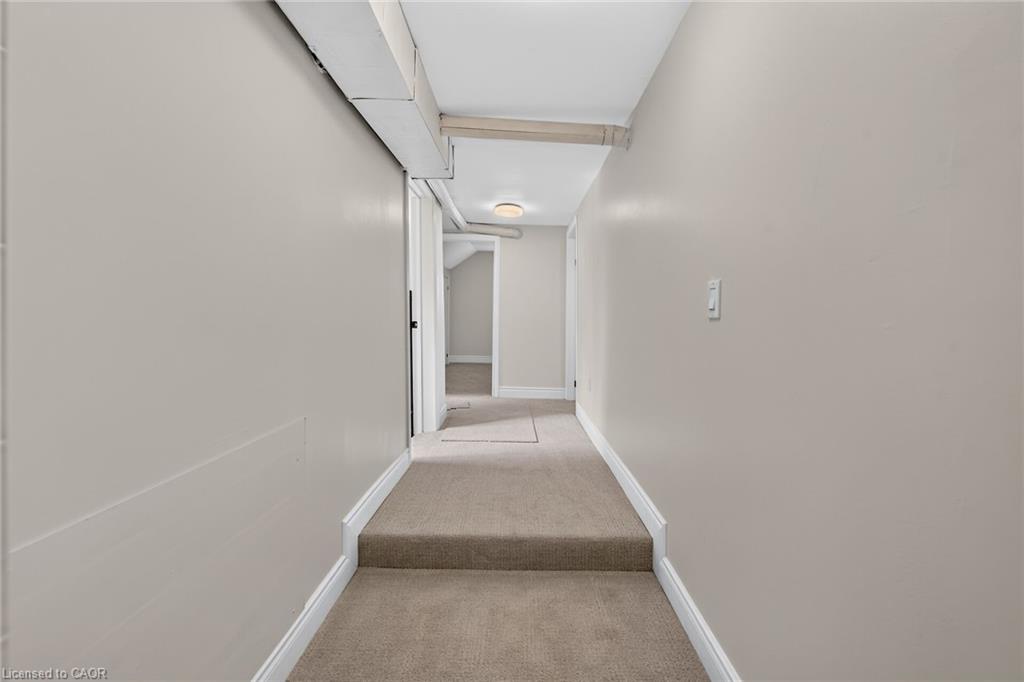 233 North Cayuga Street W Property Photo 27