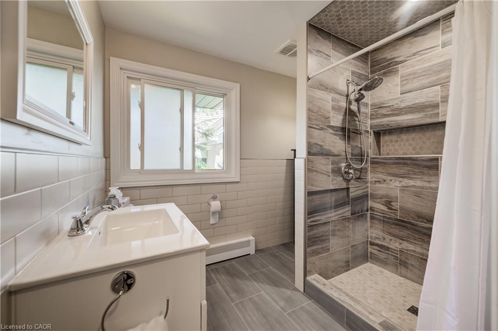 145 Ann Street Property Photo 25