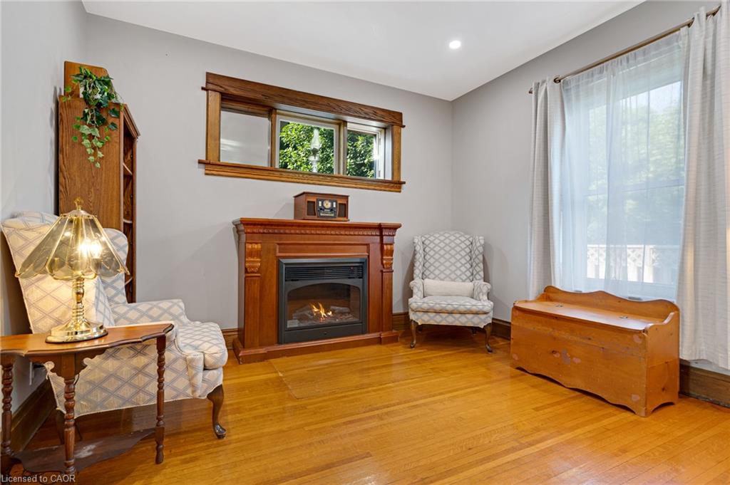 630 Lawrence Street Property Photo 13