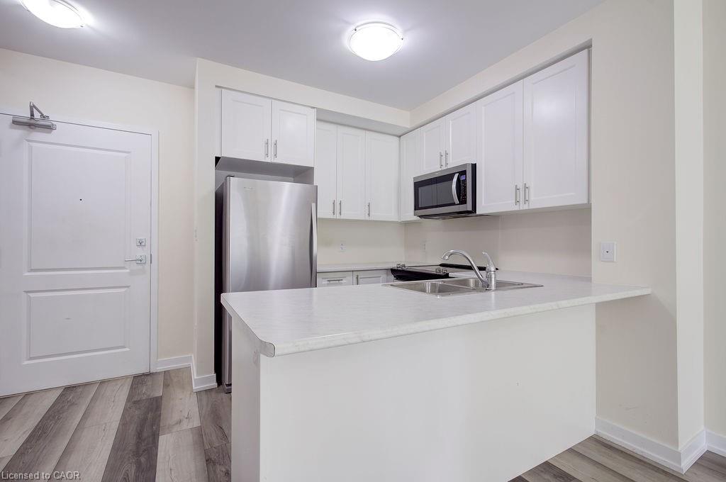 110-450 Dundas Street E Property Photo 2