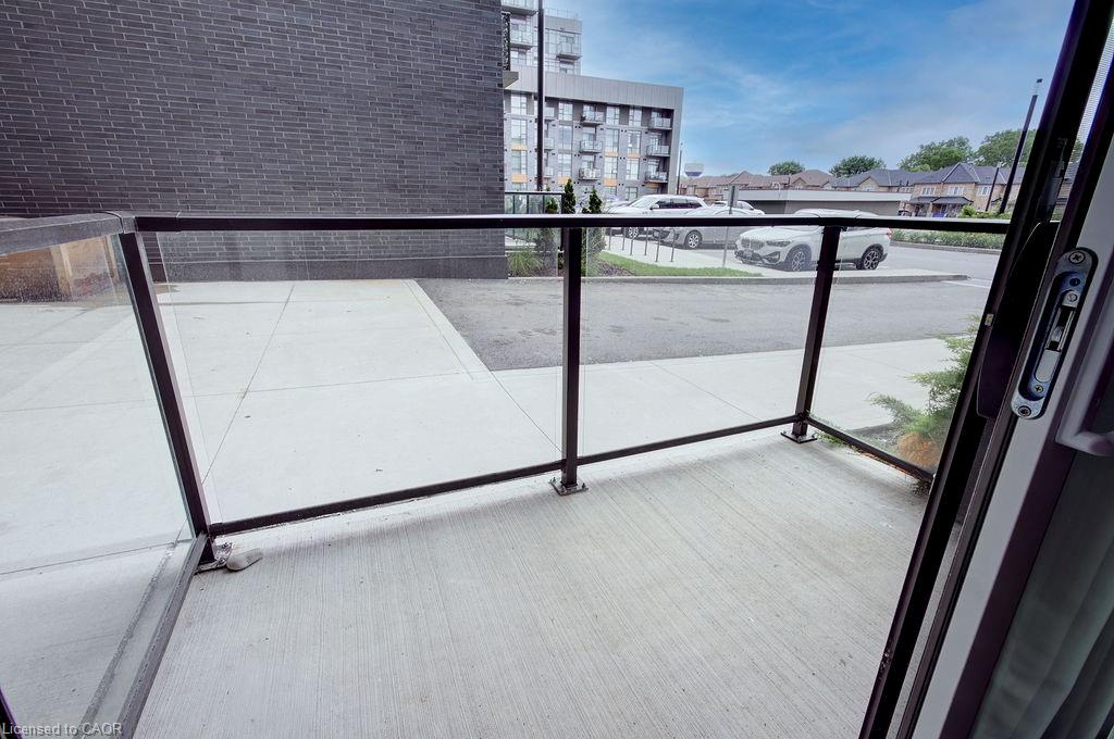 110-450 Dundas Street E Property Photo 7