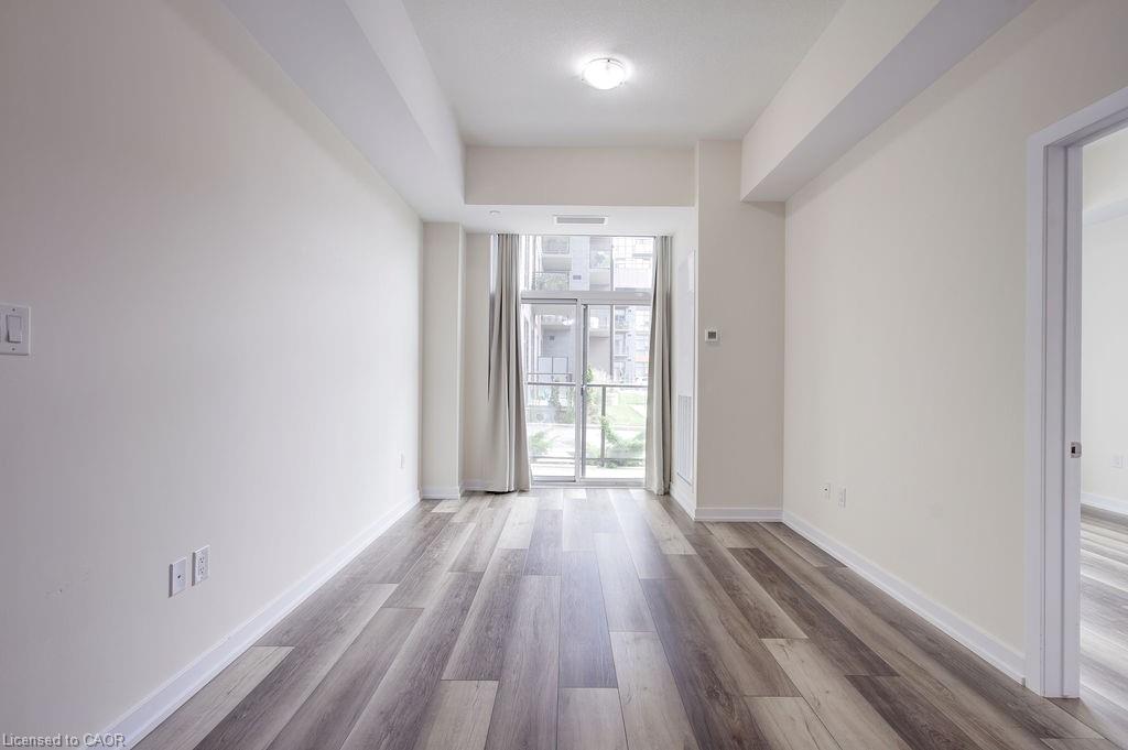110-450 Dundas Street E Property Photo 9