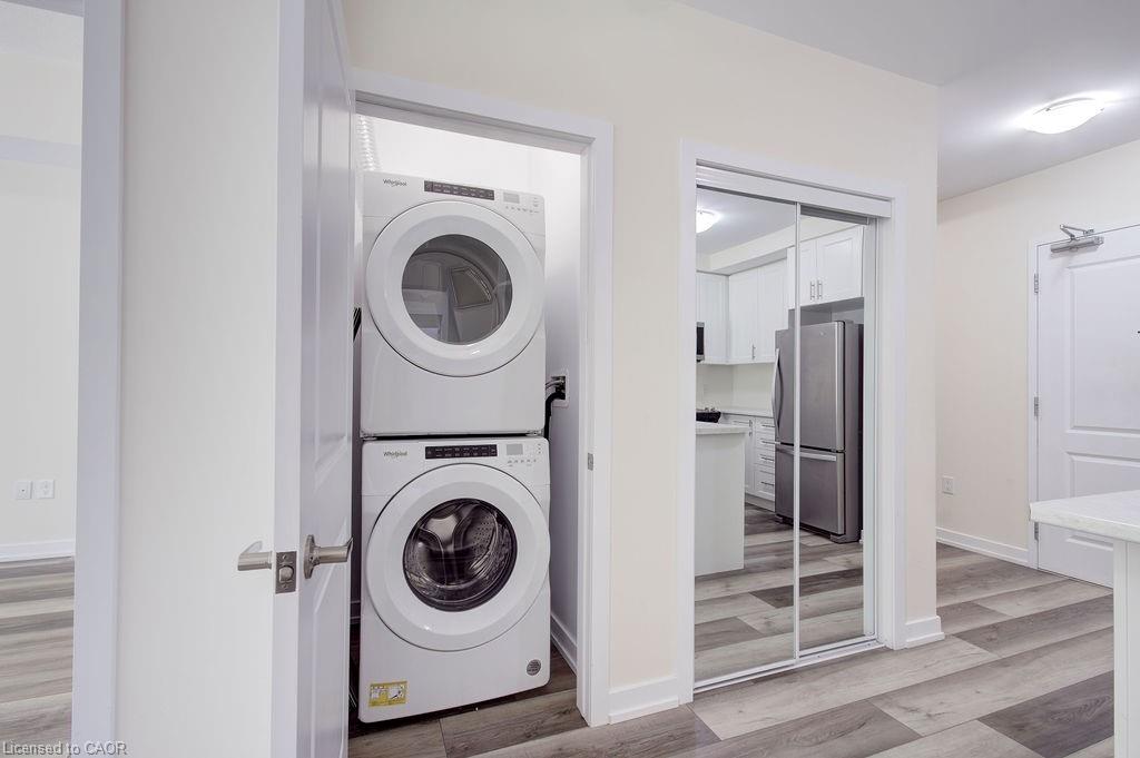110-450 Dundas Street E Property Photo 18