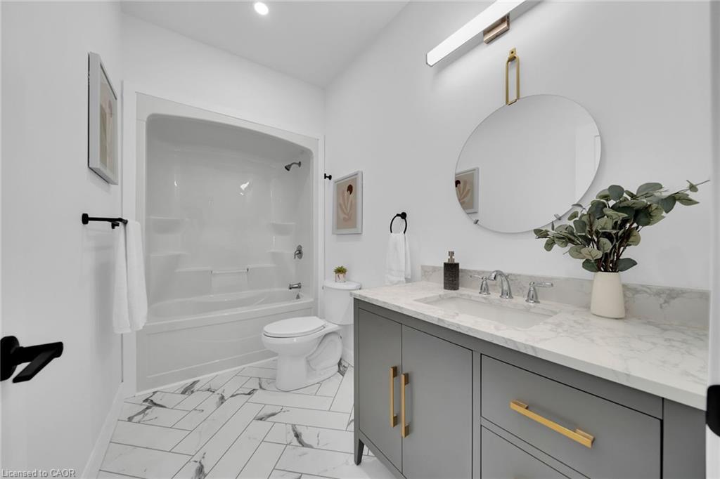 4093 Rainham Road Property Photo 25