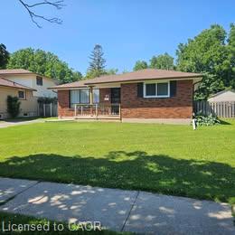 65 Winding Way Property Photo 1