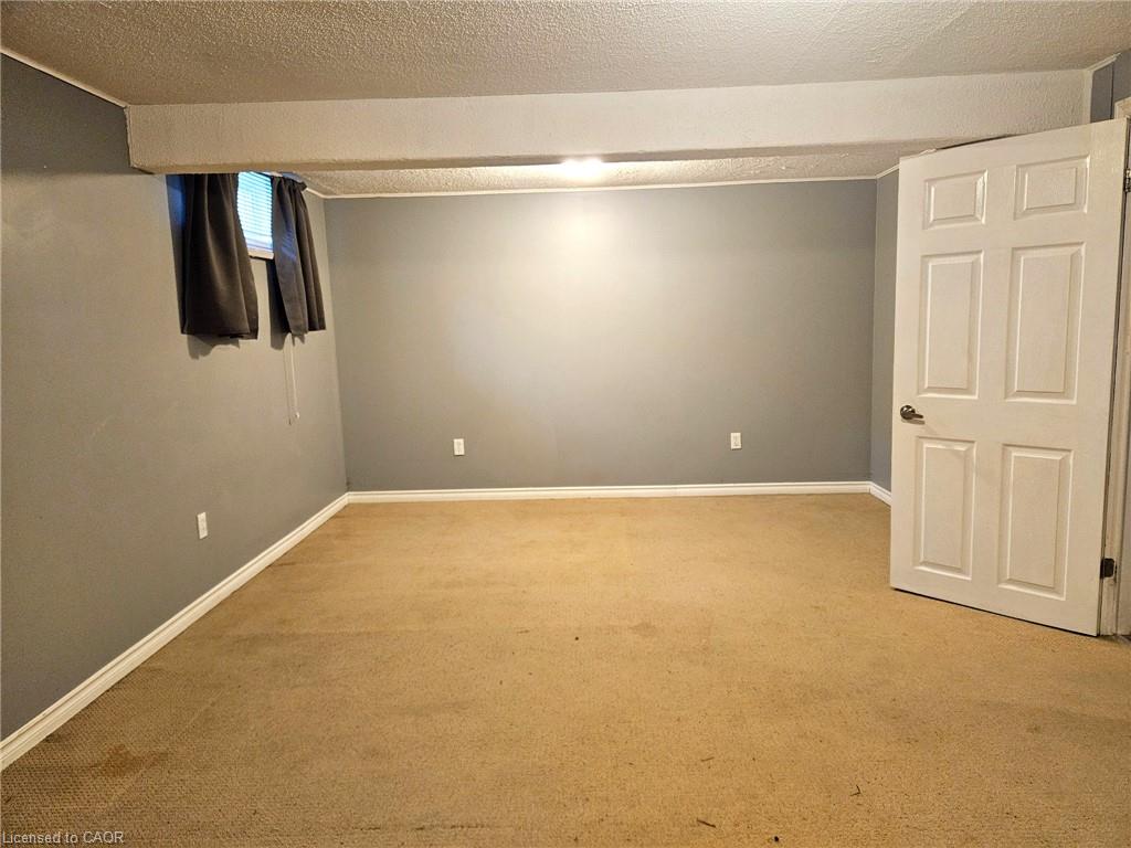 65 Winding Way Property Photo 15