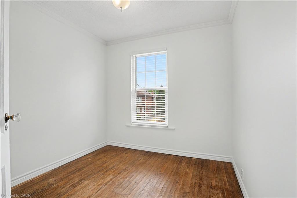 18 Elma Street Property Photo 18