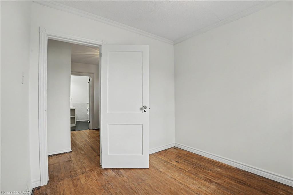 18 Elma Street Property Photo 19