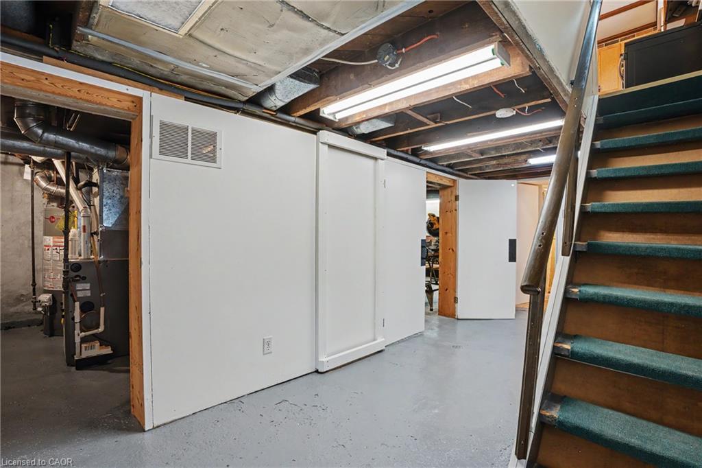 18 Elma Street Property Photo 23