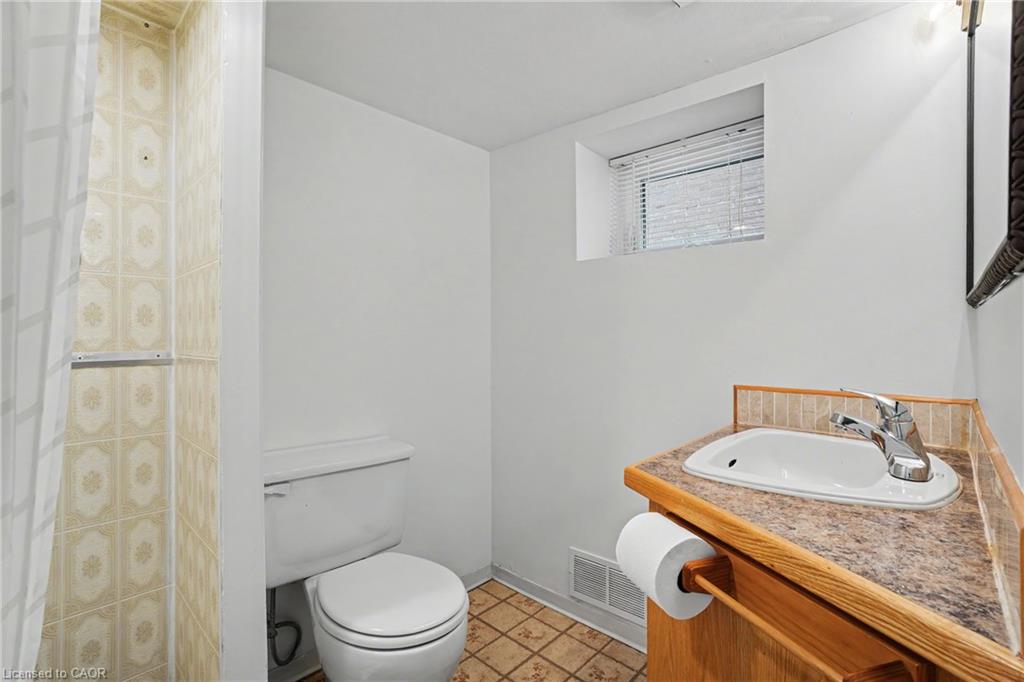 18 Elma Street Property Photo 28
