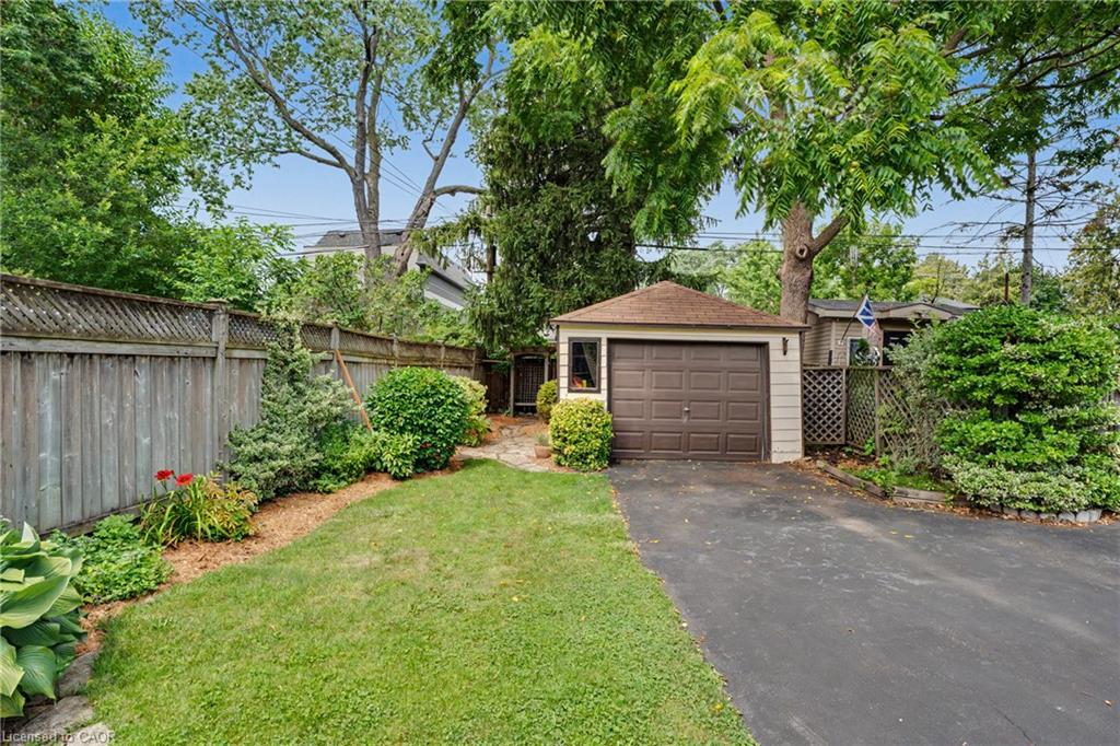 18 Elma Street Property Photo 34