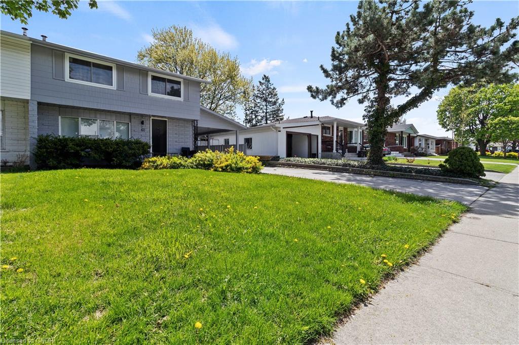 61 Goldfinch Road Property Photo 2