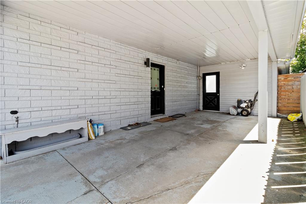 61 Goldfinch Road Property Photo 3
