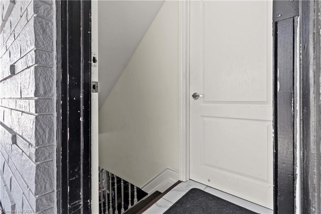 61 Goldfinch Road Property Photo 5