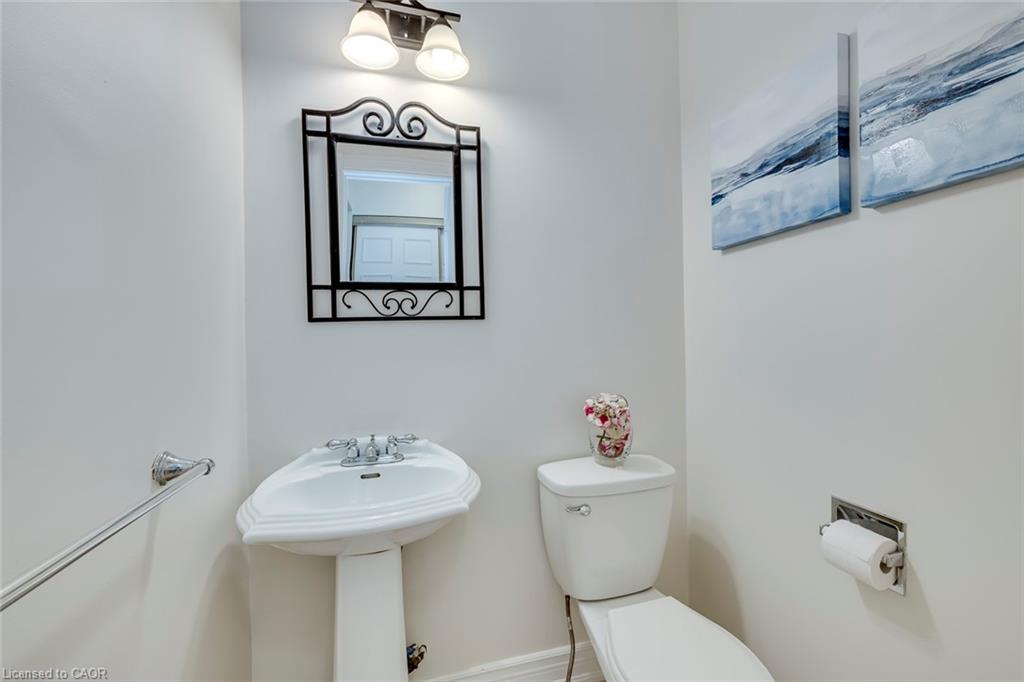 1025 Vanier Drive Property Photo 18
