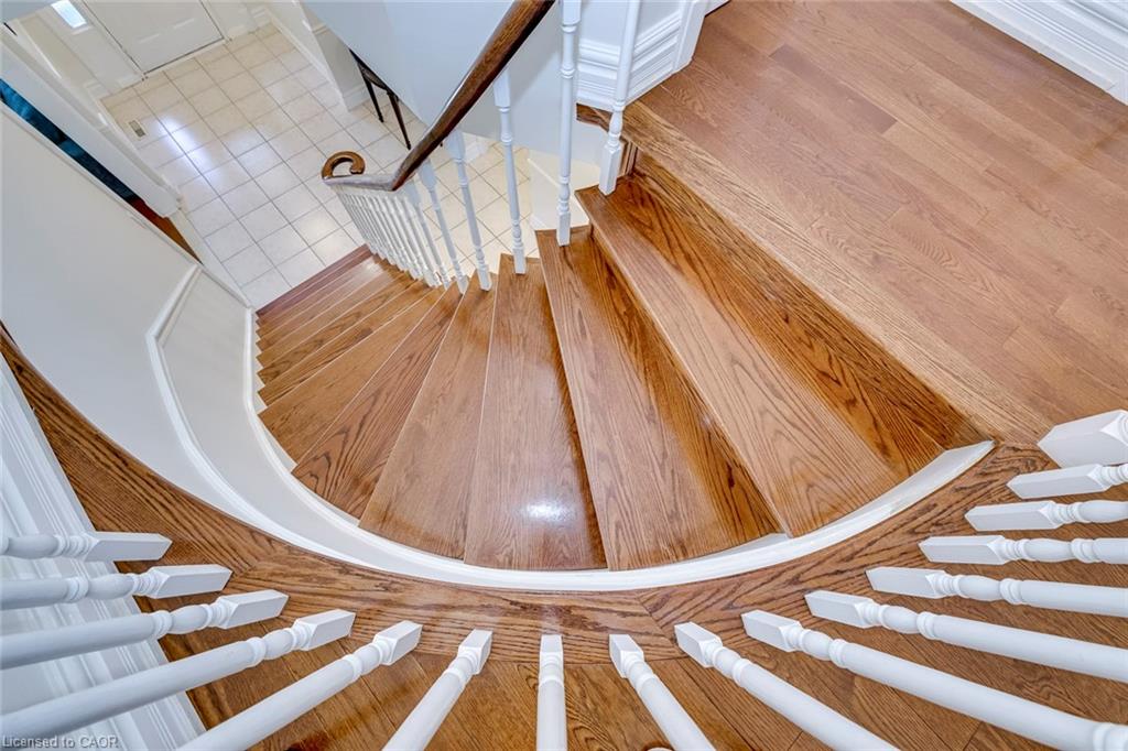 1025 Vanier Drive Property Photo 19