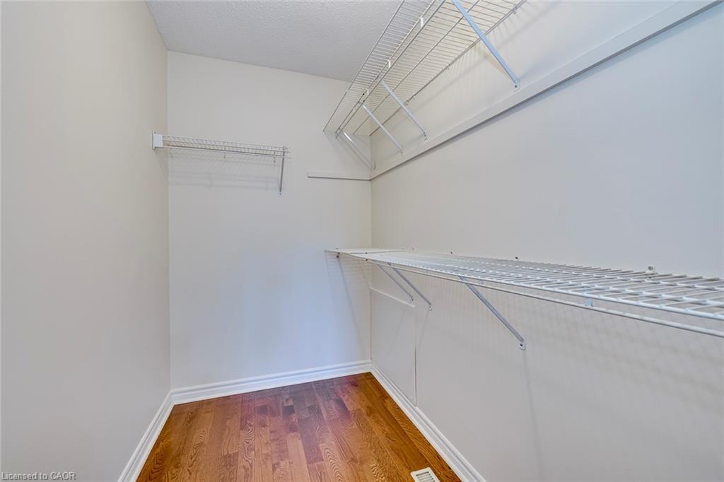 1025 Vanier Drive Property Photo 23