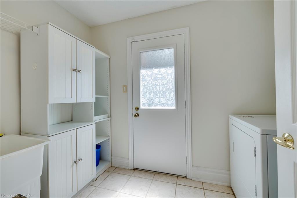1025 Vanier Drive Property Photo 34