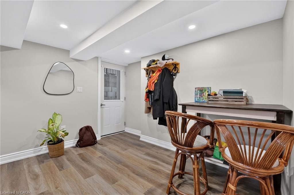 74066 Wellandport Road Property Photo 33