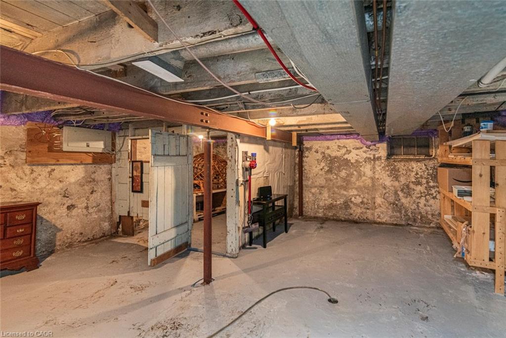 134 Erie Avenue Property Photo 32