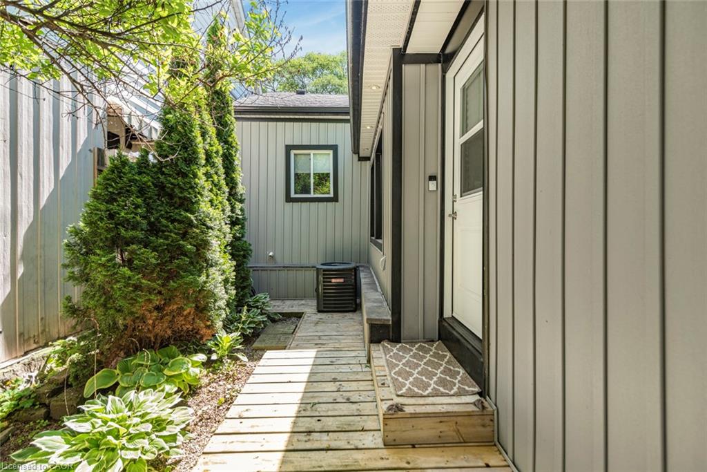 134 Erie Avenue Property Photo 35
