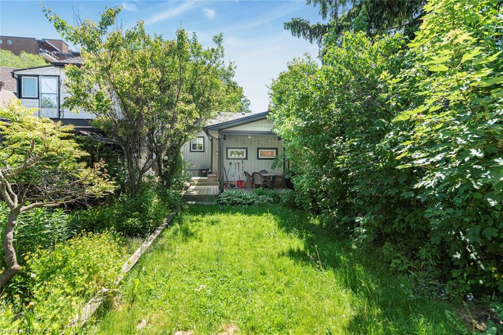 134 Erie Avenue Property Photo 41