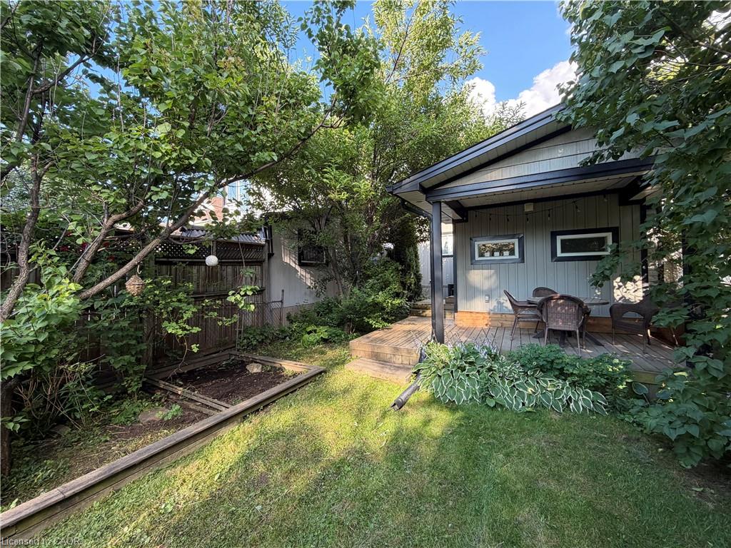 134 Erie Avenue Property Photo 46