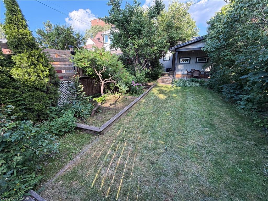 134 Erie Avenue Property Photo 47