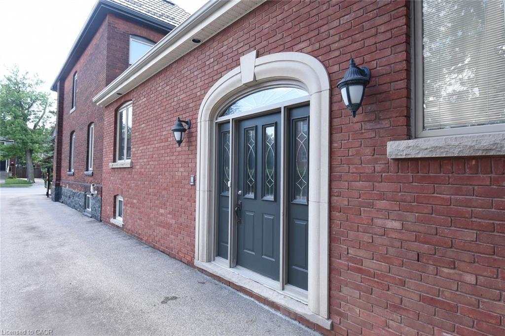506 Aberdeen Avenue Property Photo 2