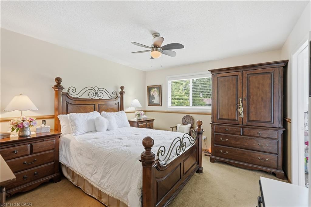 283 Parkway Drive W Property Photo 24