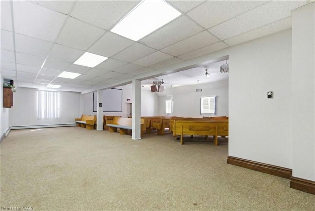 211 Birmingham Street W Property Photo 9
