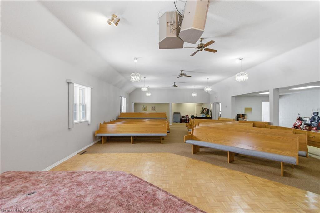 211 Birmingham Street W Property Photo 11