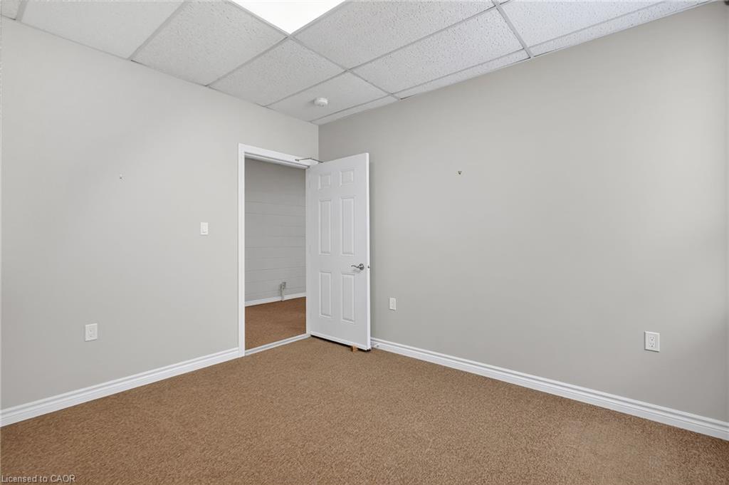 211 Birmingham Street W Property Photo 16