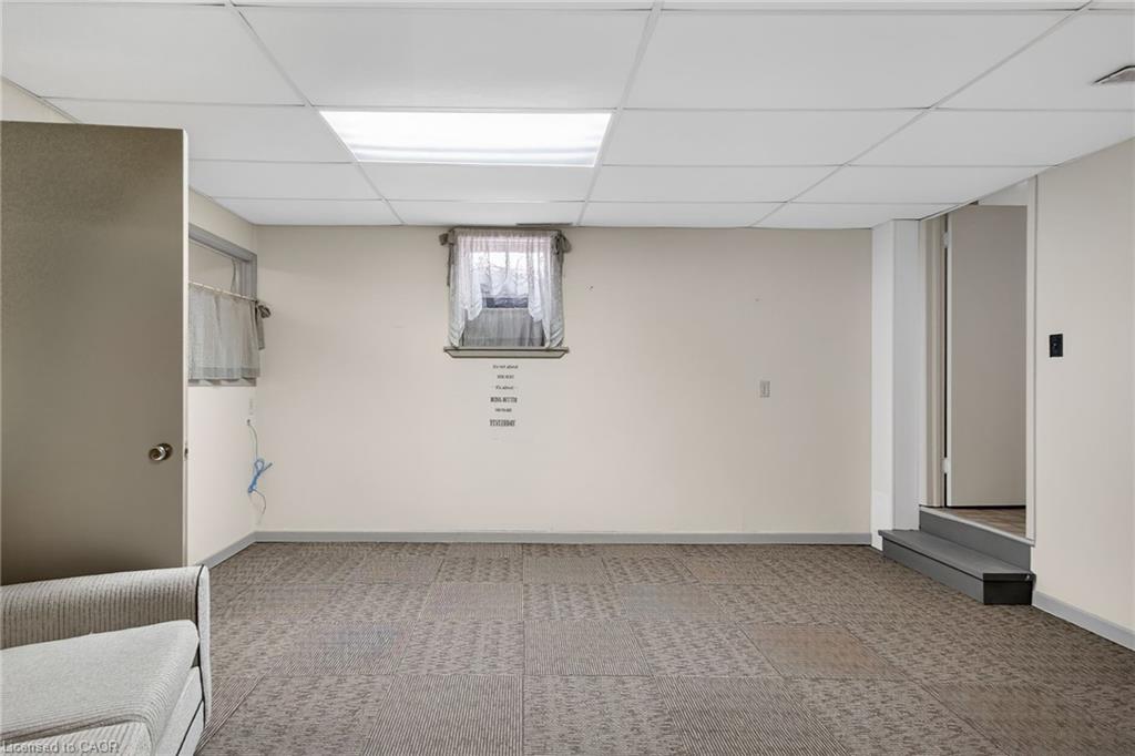 211 Birmingham Street W Property Photo 21