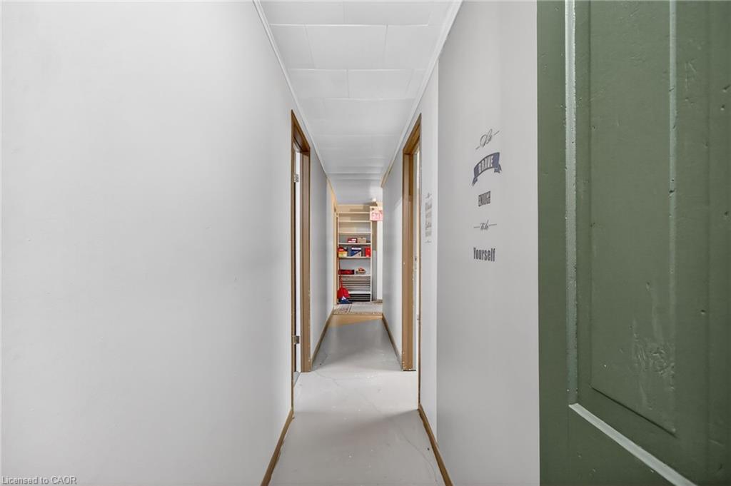 211 Birmingham Street W Property Photo 23