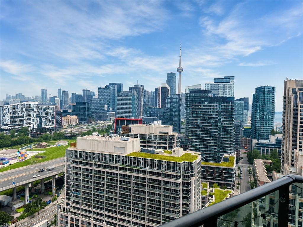2411-215 Fort York Boulevard Property Photo 18